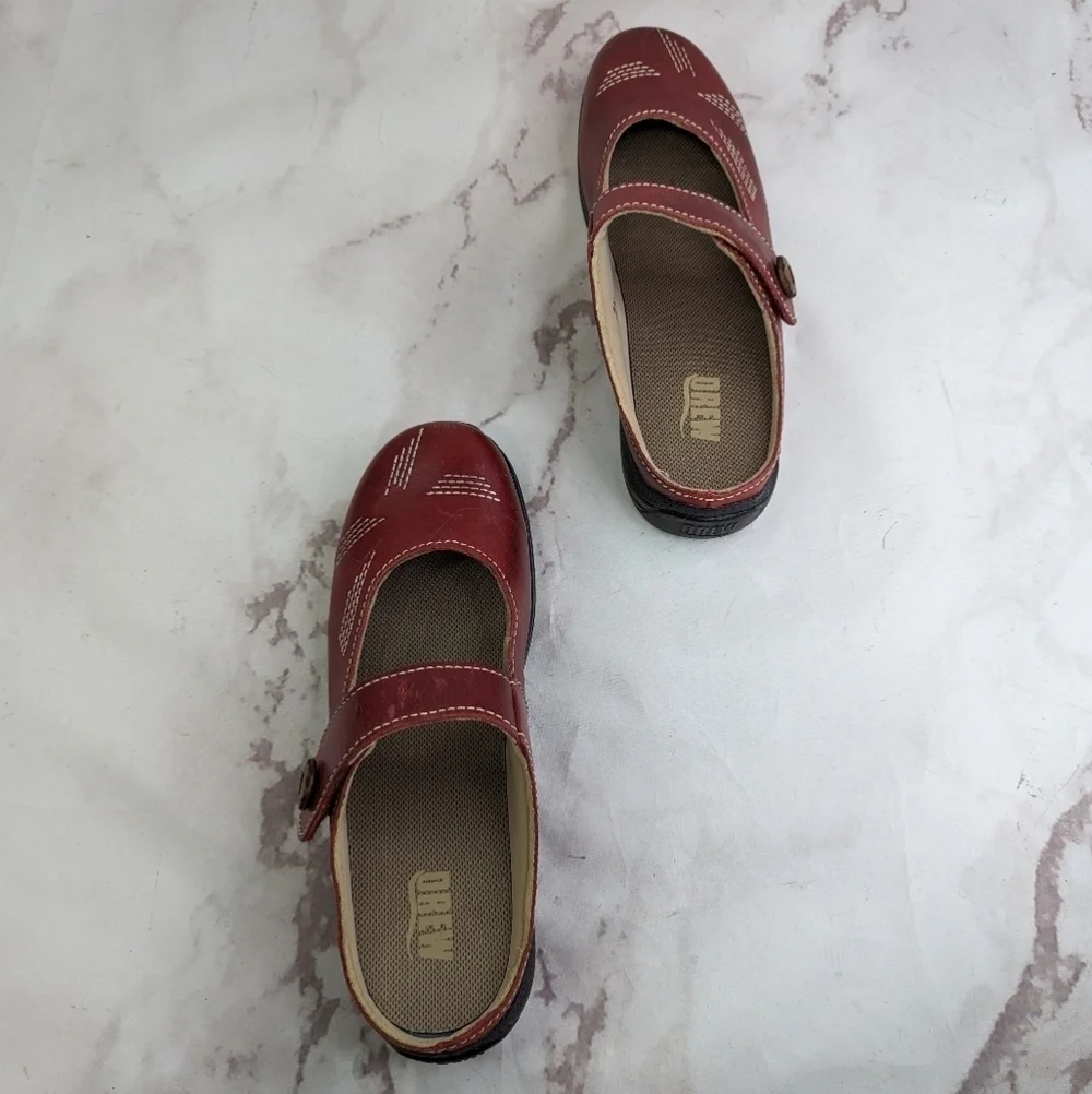 Drew Mary Jane Womens Size 38 US 8 Red Shoes Sandal Slip On Button Hook Shoes